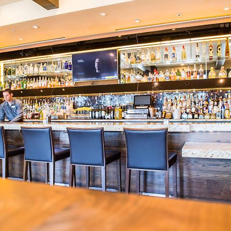 Juniper Hotel Cupertino, Curio Collection By Hilton Buitenkant foto