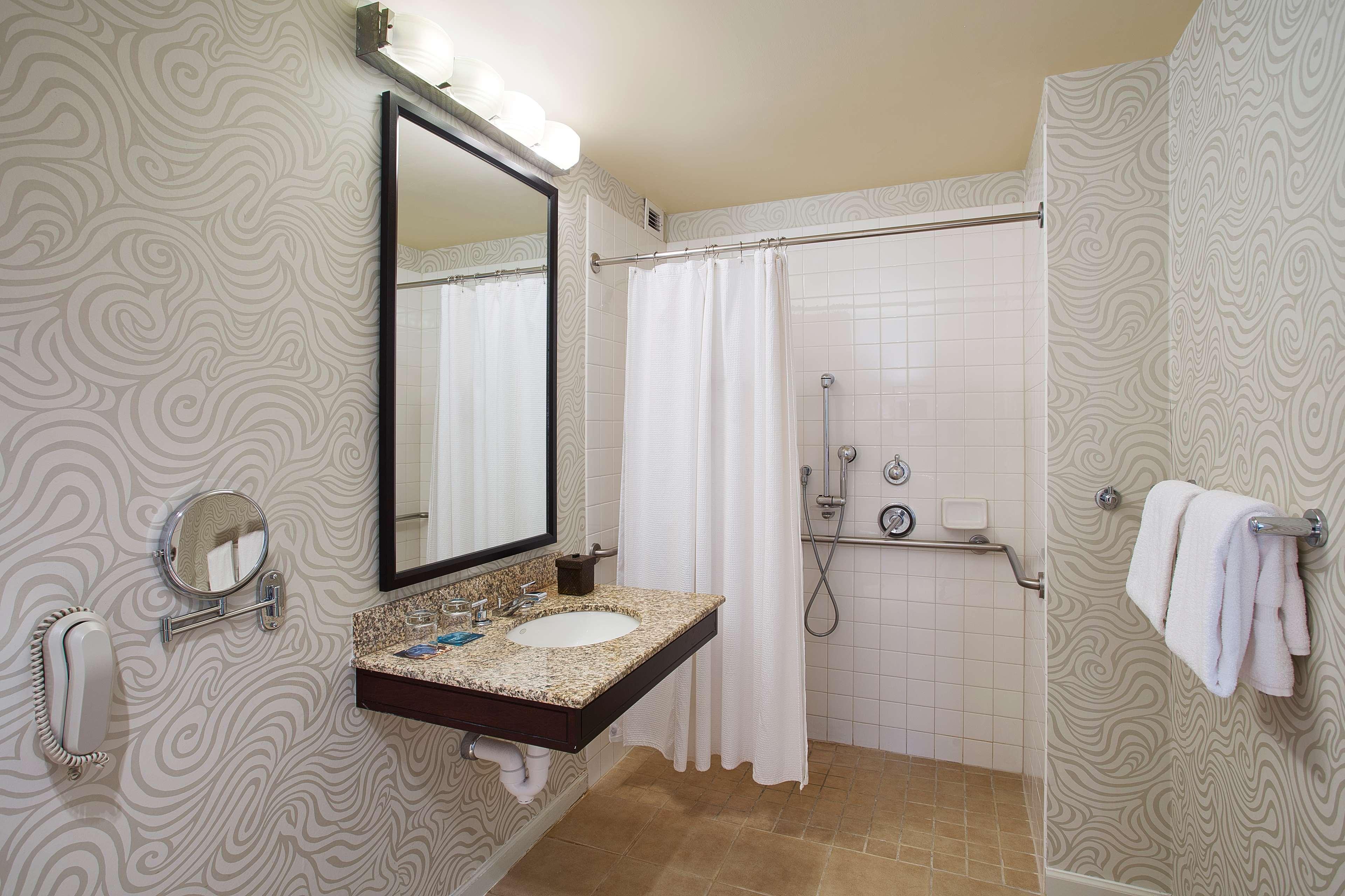 Juniper Hotel Cupertino, Curio Collection By Hilton Buitenkant foto