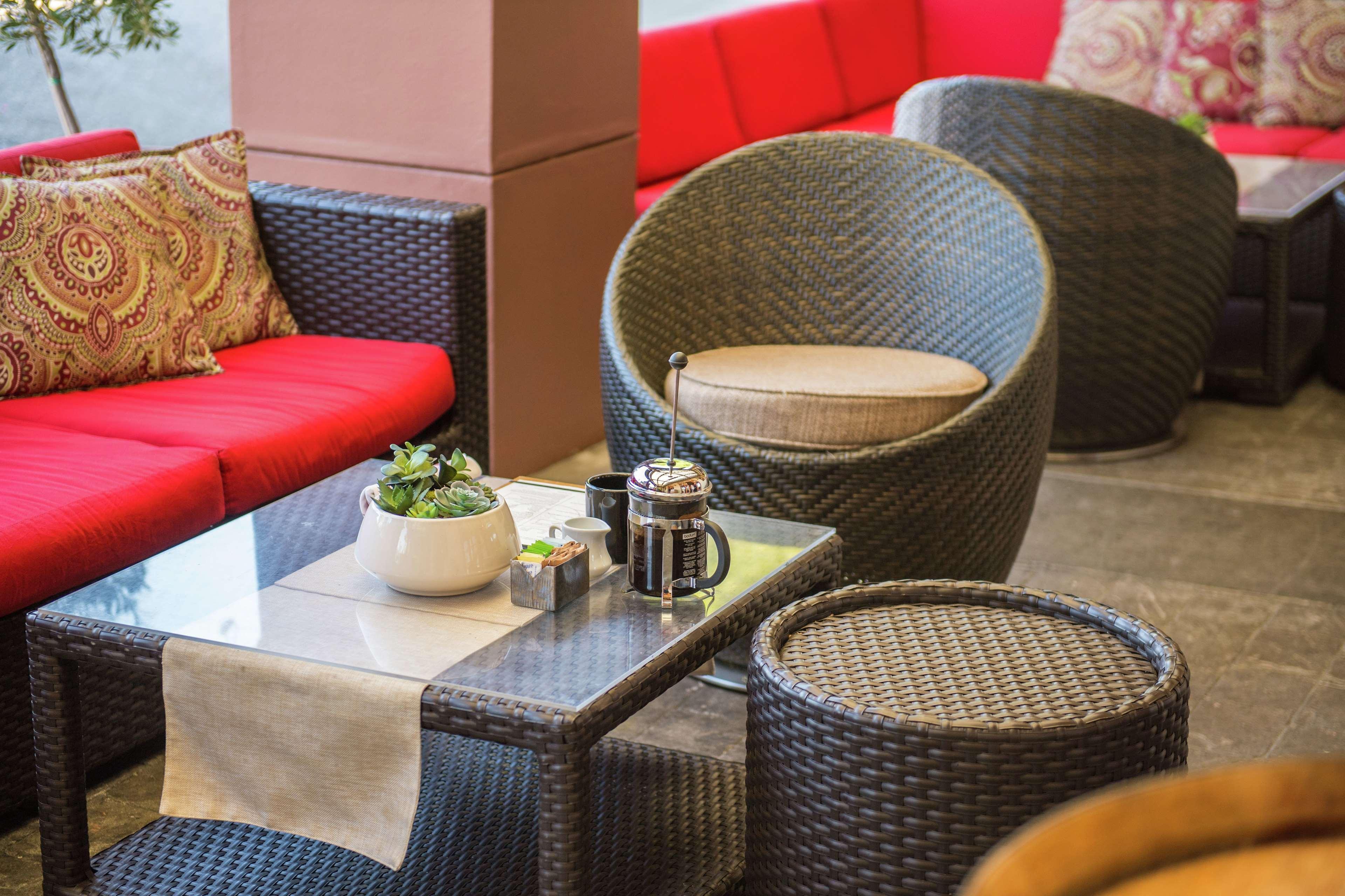 Juniper Hotel Cupertino, Curio Collection By Hilton Buitenkant foto
