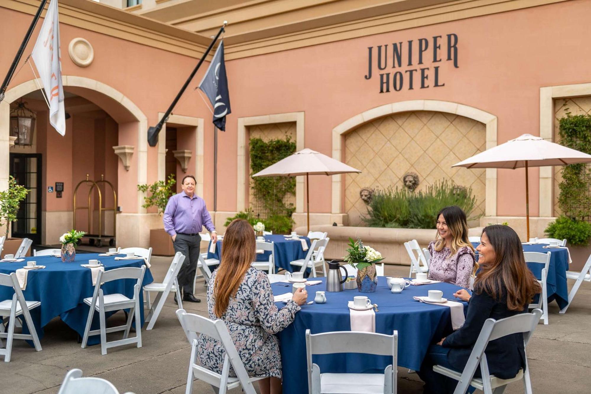 Juniper Hotel Cupertino, Curio Collection By Hilton Buitenkant foto