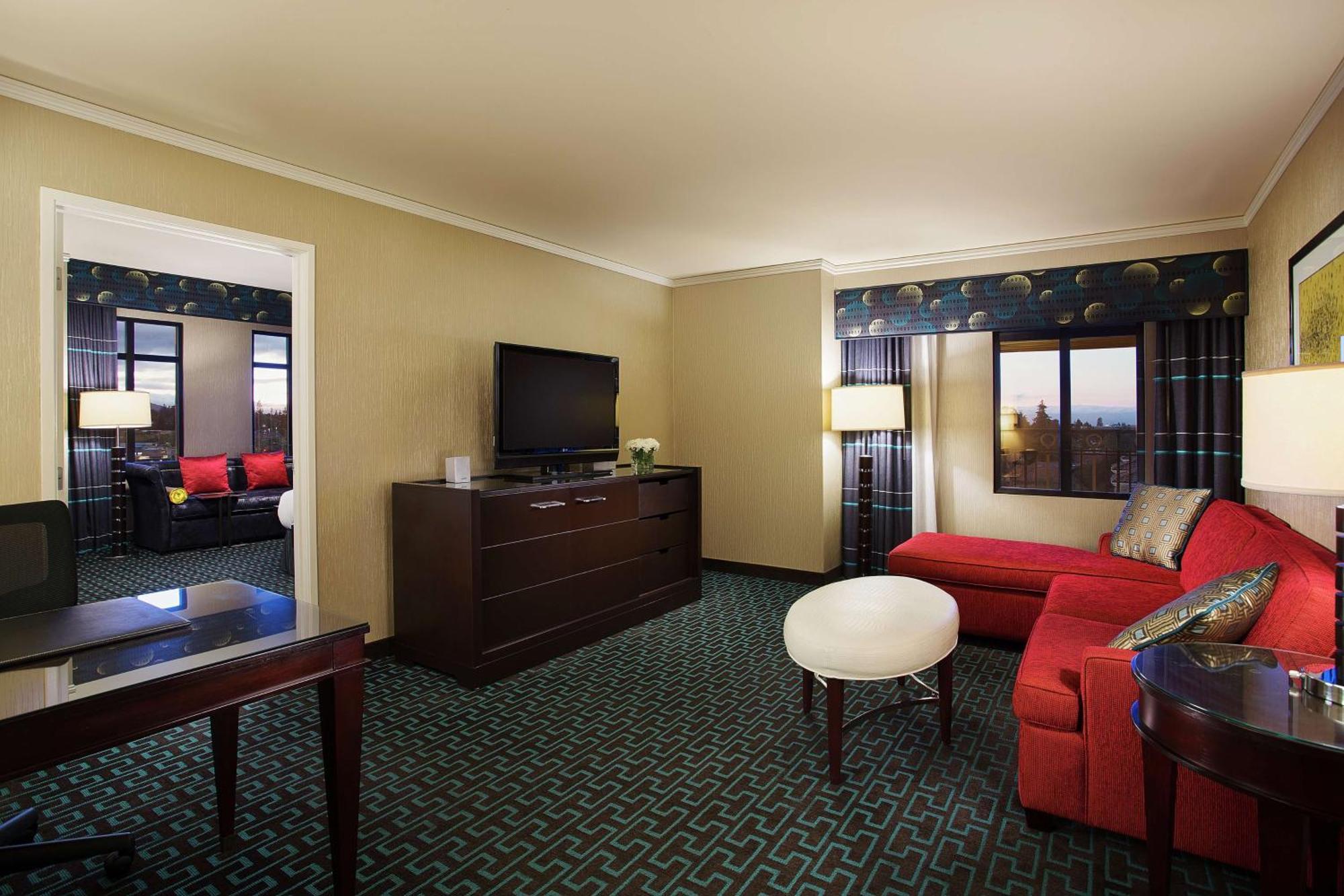 Juniper Hotel Cupertino, Curio Collection By Hilton Buitenkant foto